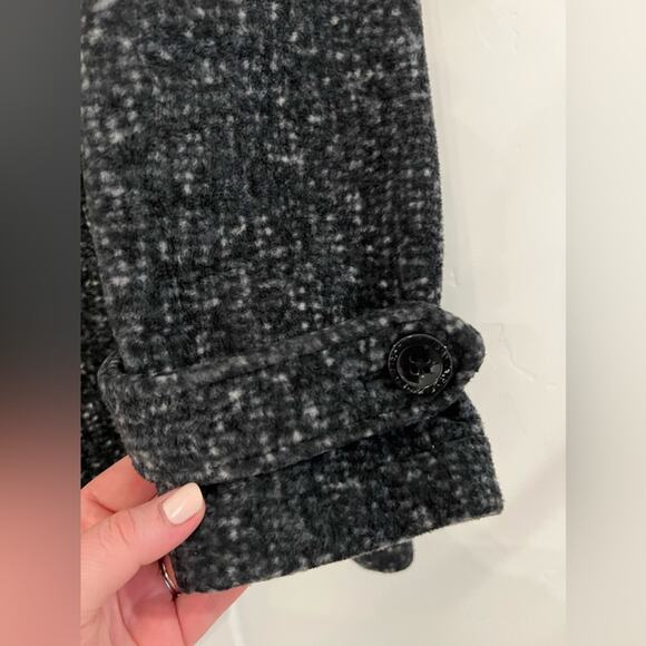 Ike Behar Women’s Large Double Breasted Plush Belted Jacket Coat - Picture 6 of 15